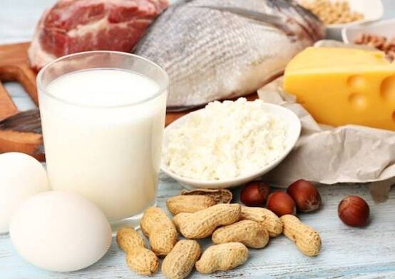 Dairy products, fish, meat, nuts and eggs - the nutrition of the protein diet